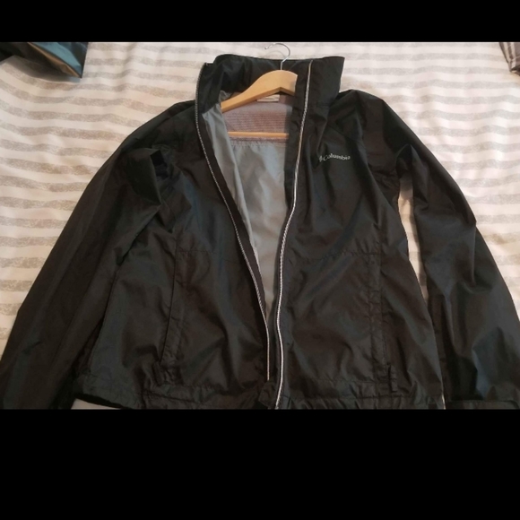 Columbia Windbreaker Jacket - Picture 3 of 5
